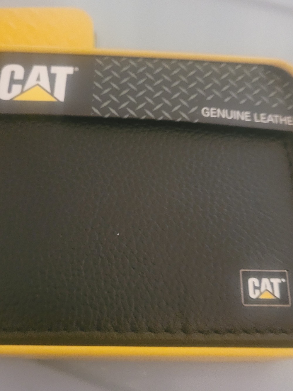 NEW CAT Genuine Leather Black Wallet In Metal TIN